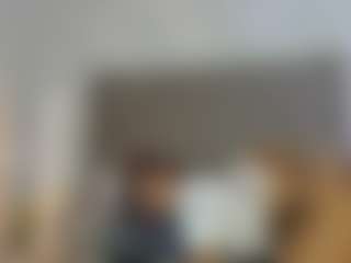 Live cam show with kyaraebony - Colombian on Livezox | colombia