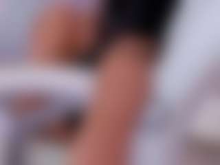 Live cam show with Miss_Diamond_ - Gagging on SinfulBabes