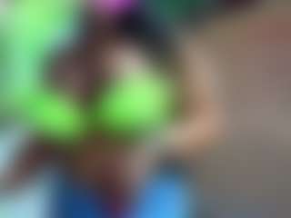 Sandra-Milano's Live Sex Cam Show