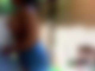 Live cam show with Sandra-Milano - Fake Tits on livesuperchat.net