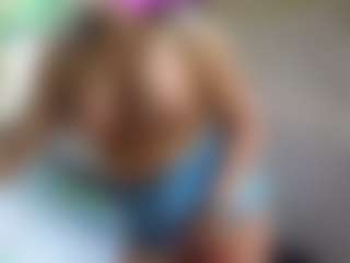 Sandra-Milano's Live Sex Cam Show