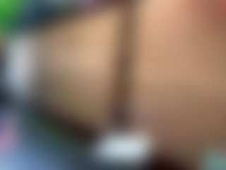Sandra-Milano's Live Sex Cam Show