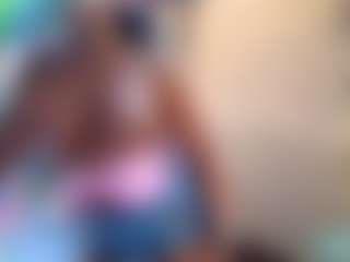 Live cam show with Sandra-Milano - Smoking on Gym Cam Girls