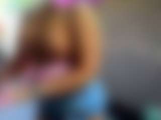 Sandra-Milano's Live Sex Cam Show
