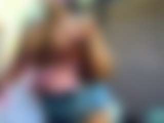 Sandra-Milano's Live Sex Cam Show