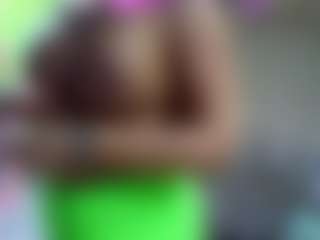Sandra-Milano's Live Sex Cam Show