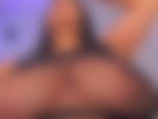 Live cam show with natashaharpper - Colombian on hotwifechat.live | colombia