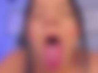 Live cam show with natashaharpper - Chubby on TeamSkeetLive