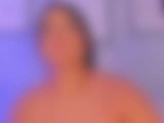 Live cam show with natashaharpper - Chubby on xfollow cams