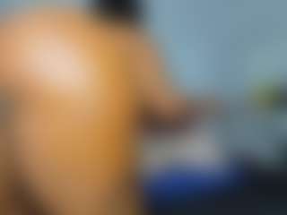 Live cam show with nikizum - Granny Squirt on fuklive.com