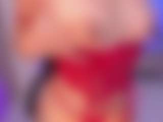 Live cam show with Louane Bour - Fetish on Camming Site