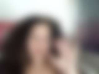 Live cam show with WORLD'S GREATEST COCK RATER - Busty on Camming Site