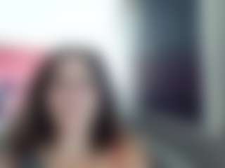 Live cam show with WORLD'S GREATEST COCK RATER - Cougar on Camsoda