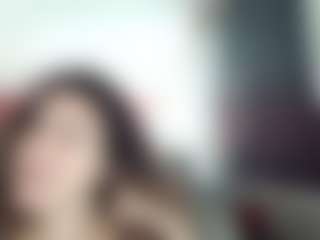 Live cam show with WORLD'S GREATEST COCK RATER - Busty on alttransgirls