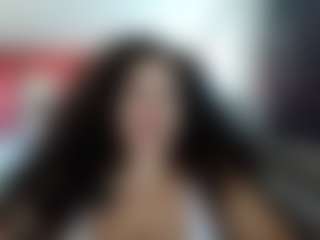 Live cam show with WORLD'S GREATEST COCK RATER - Busty on luckytryst.com