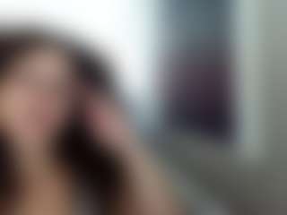 Live cam show with WORLD'S GREATEST COCK RATER - Cougar on Hubzter Live