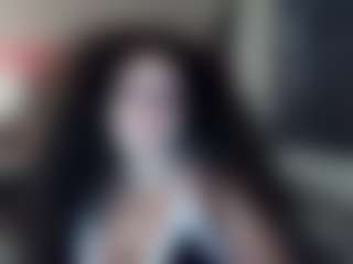 Live cam show with WORLD'S GREATEST COCK RATER - Busty on 1on1-livenow