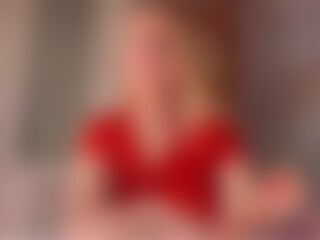 Live cam show with pussysquirt - Little on CamwithHer