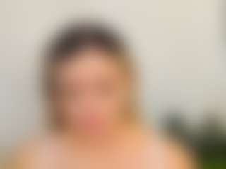 Live cam show with sarahowens - Implants on Milfs Live