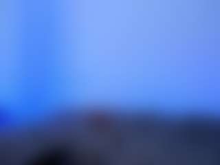 Live cam show with sarahowens - Sucking on madthumbs