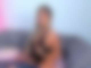 Live cam show with sarahowens - Sucking on liverealitysex.com