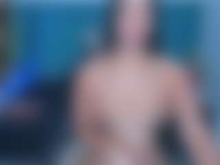 xcarlet milf's Live Sex Cam Show