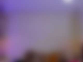 xcarlet milf's Live Sex Cam Show