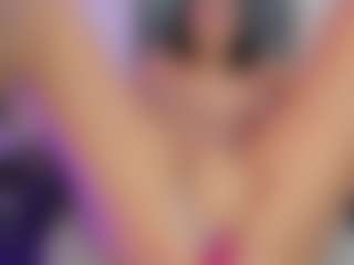 xcarlet milf's Live Sex Cam Show