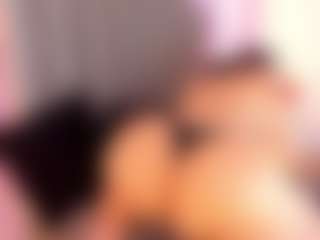 Live cam show with saramontoya - Strapon on madthumbs