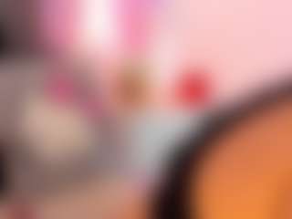 Live cam show with saramontoya - Strapon on Camsoda