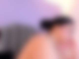 Live cam show with saramontoya - Strapon on CamSodaAdn