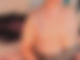 Live cam show with saramontoya - Strapon on Camsoda