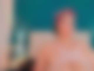 Live cam show with saramontoya - Strapon on Camsoda