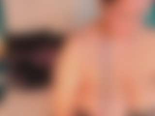 Live cam show with saramontoya - Strapon on Camsoda