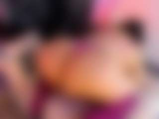 Live cam show with saramontoya - Schoolgirl on Gym Cam Girls