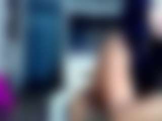 chaneldreamzz's Live Sex Cam Show