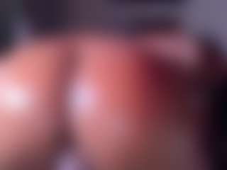 Iluvsaffire Bleu's Live Sex Cam Show