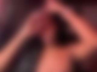 Iluvsaffire Bleu's Live Sex Cam Show