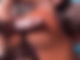Iluvsaffire Bleu's Live Sex Cam Show