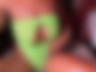 Iluvsaffire Bleu's Live Sex Cam Show