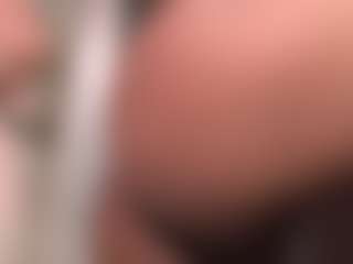 Iluvsaffire Bleu's Live Sex Cam Show
