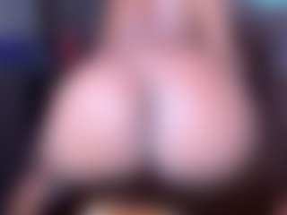 Iluvsaffire Bleu's Live Sex Cam Show