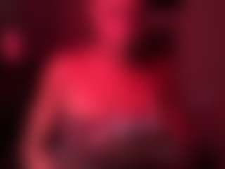 Show in cam erotica live di Iluvsaffire Bleu