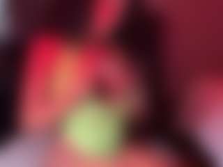 Iluvsaffire Bleu's Live Sex Cam Show