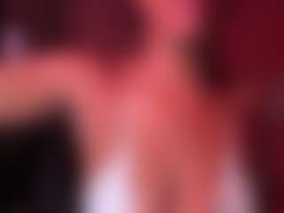 Iluvsaffire Bleu's Live Sex Cam Show