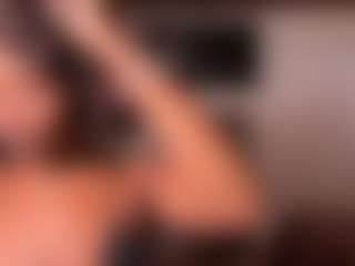 Iluvsaffire Bleu's Live Sex Cam Show
