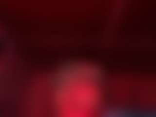Live cam show with Iluvsaffire Bleu - Sexwebcam on Strip Flash - Live Sex Shows