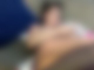 Live cam show with thatonearmedgirl - 420 on Camsoda
