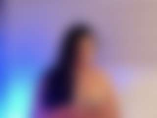 miadanielss's Live Sex Cam Show