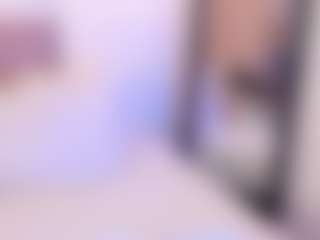miadanielss's Live Sex Cam Show